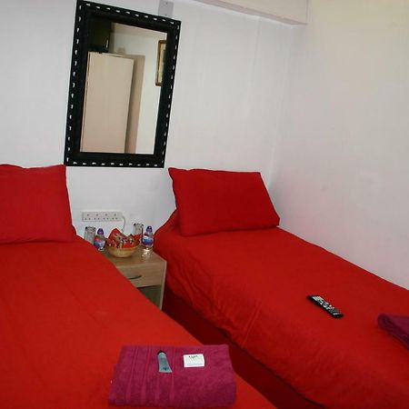 Liverpool Lodge Extérieur photo