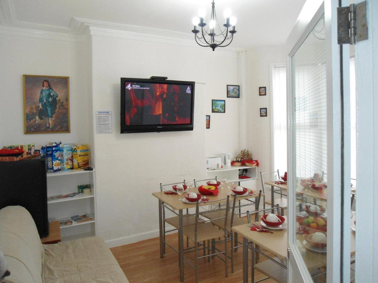 Liverpool Lodge Extérieur photo