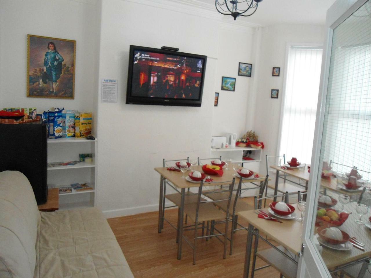 Liverpool Lodge Extérieur photo