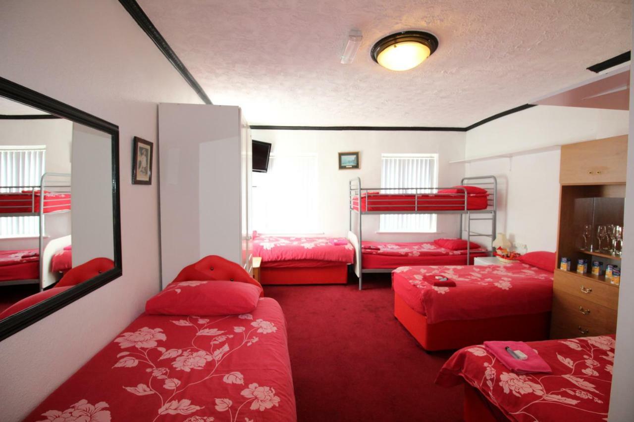 Liverpool Lodge Extérieur photo