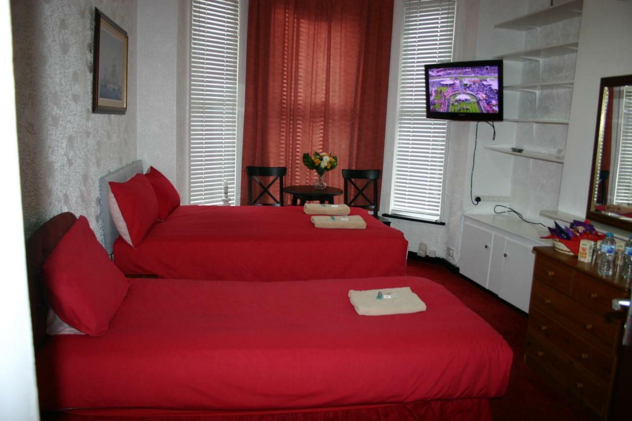 Liverpool Lodge Extérieur photo